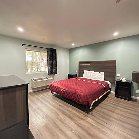 Express Inn & Suites Ontario Airport Luaran gambar